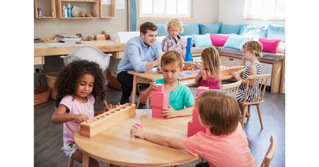 Giochi Montessori per bambini 2 clase de montessori – Mini Lettori